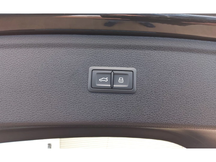 Q5 2.0 45 TFSI GASOLINA S LINE BLACK QUATTRO S TRONIC
