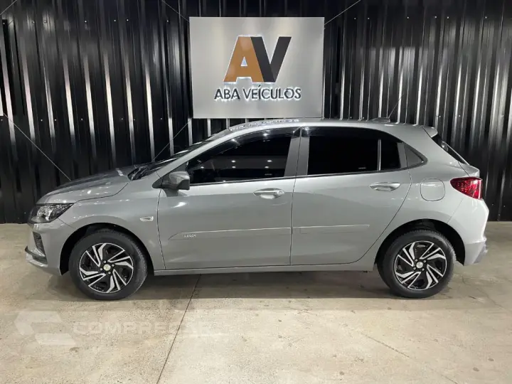 ONIX HATCH 1.0 12V TB 5p Mec.