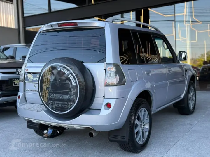 PAJERO TR4 2.0 4X4 16V 140CV FLEX 4P AUTOMÁTICO