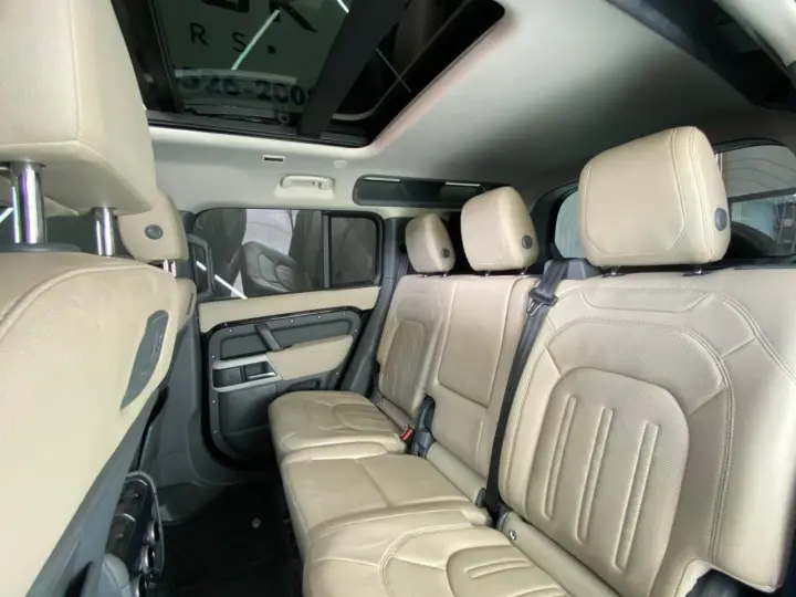 Defender 110 2.0 Turbo SE Si4 Aut.