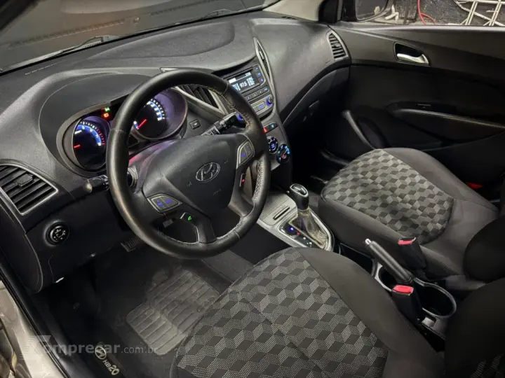 HB20 1.6 COMFORT PLUS 16V FLEX 4P AUTOMÁTICO