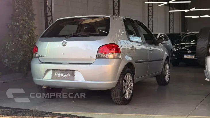 Palio ELX 1.4 Fire/30 Anos F. Flex 8V 4p