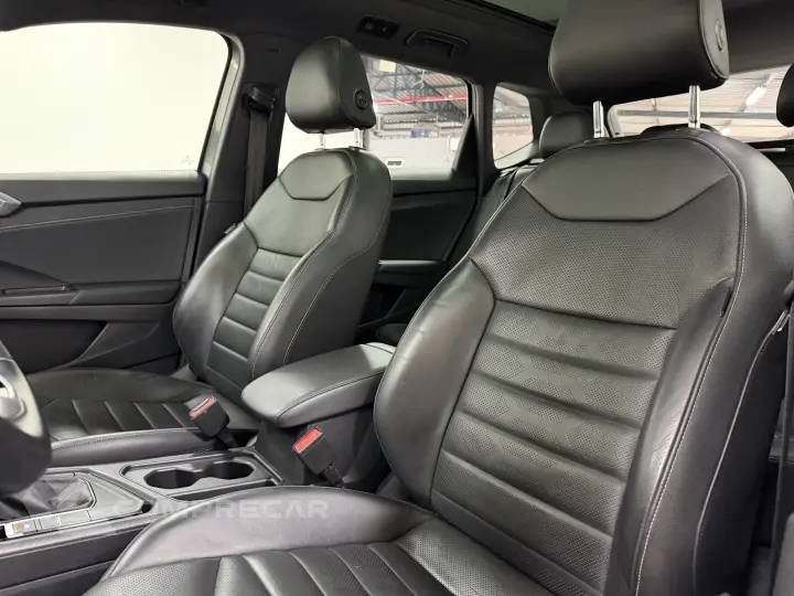 TAOS 1.4 250 TSI TOTAL FLEX HIGHLINE AUTOMÁTICO