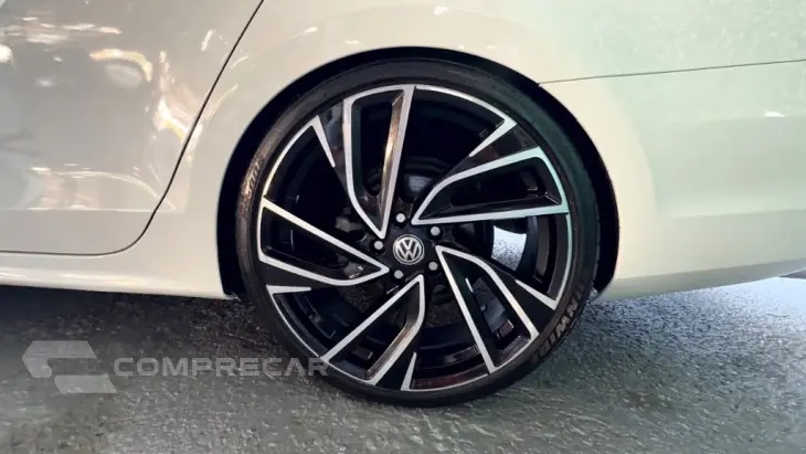JETTA Highline 2.0 TSI 16V 4p Tiptronic