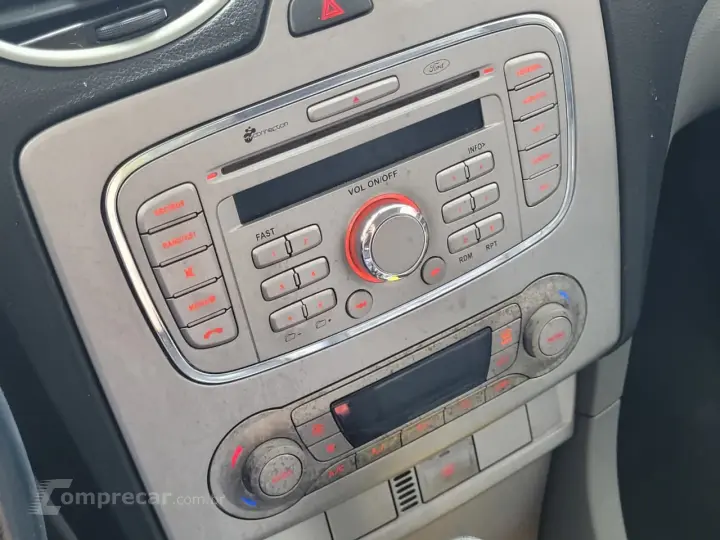 Focus Sedan 2.0 16V/2.0 16V Flex 4p Aut.