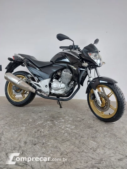 HONDA CB 300R