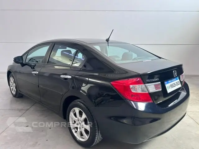 CIVIC - 1.8 EXS 16V 4P AUTOMÁTICO