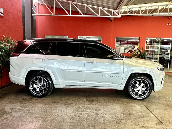 COMMANDER 1.3 T270 TURBO FLEX OVERLAND AT6