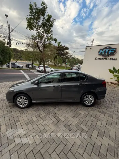CITY Sedan LX 1.5 Flex 16V 4p Aut.
