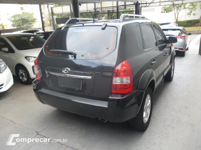 TUCSON 2.0 MPFI GLS 4X2 16V 143cv 2WD