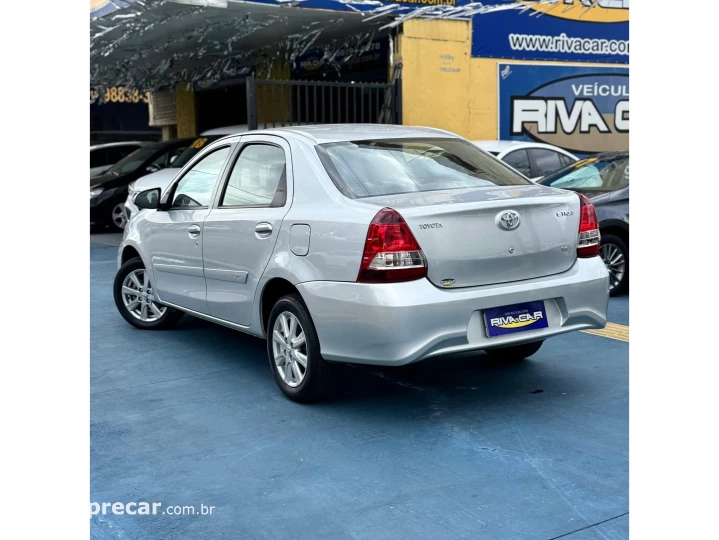 ETIOS 1.5 X PLUS 16V FLEX 4P AUTOMÁTICO