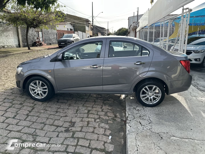 SONIC 1.6 LTZ Sedan 16V