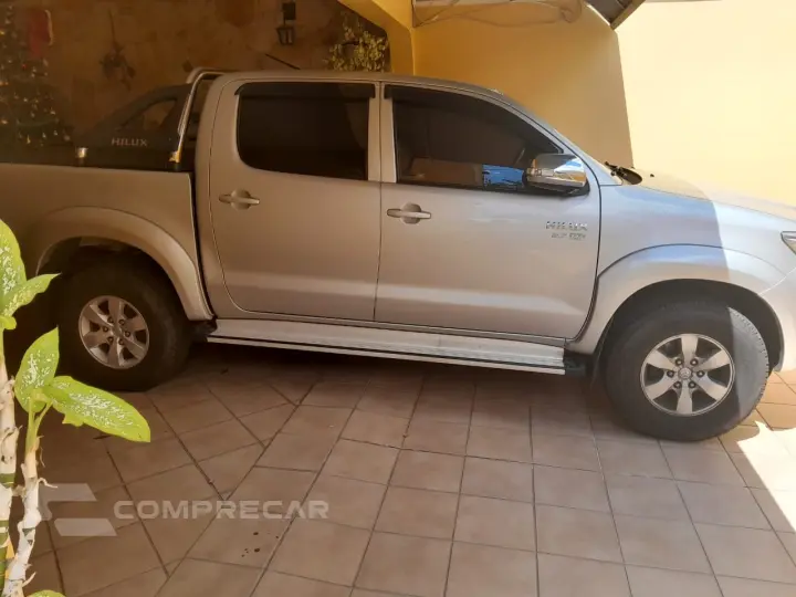 Hilux Caminhonete 2.7 16V 4P SRV FLEX 4X4  CABINE DUPLA AUTO