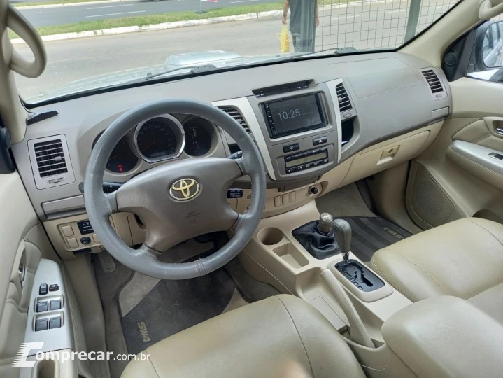 Hilux SW4 3.0 16V 4P SRV 4X4 TURBO DIESEL AUTOMÁTICO