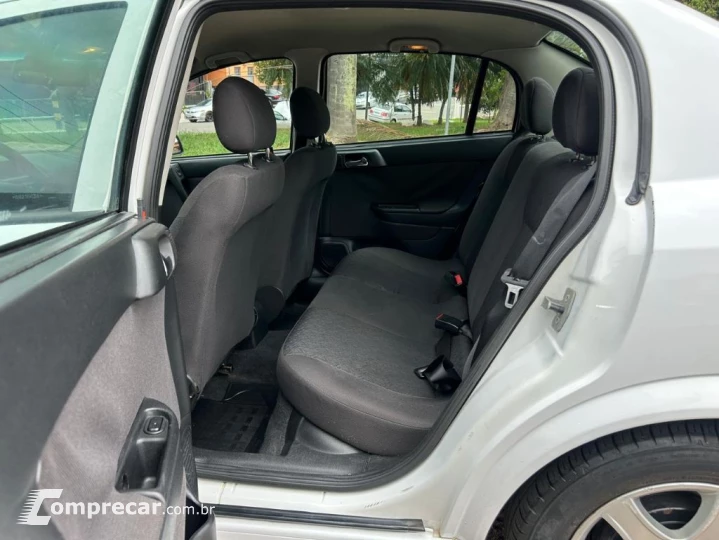 Astra Advantage 2.0 MPFI 8V FlexPower 5p