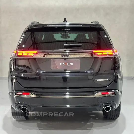 Commander Black Hurricane 2.0 4x4 TB Aut