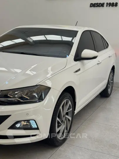 Virtus 1.0 4P 200 TSI FLEX HIGHLINE AUTOMÁTICO