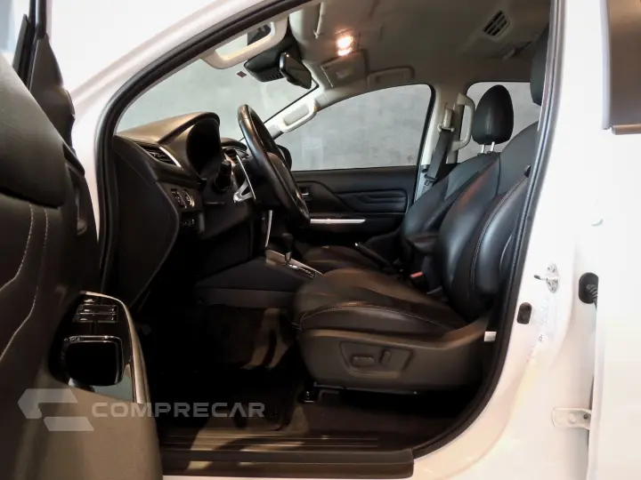 L200 TRITON 2.4 16V Turbo Sport Hpe-s CD 4X4