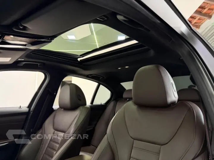 320I  ACTIVE FLEX