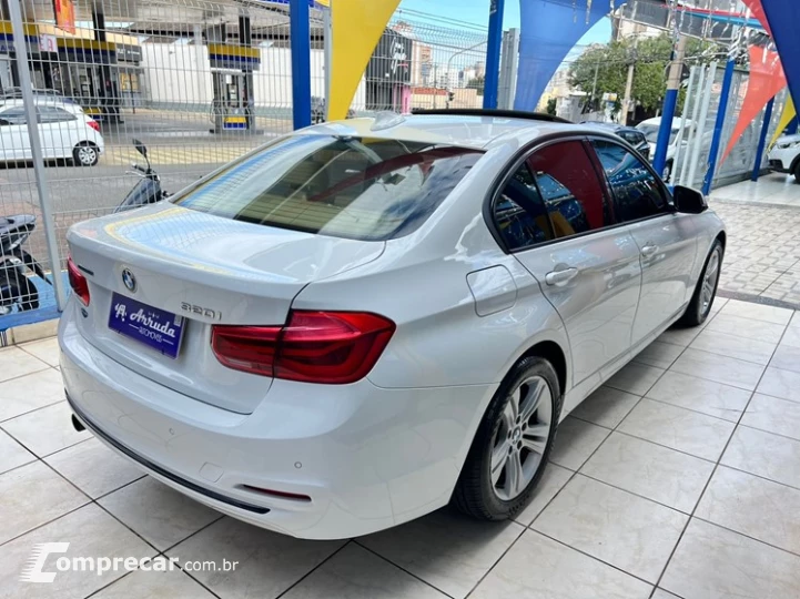 320i