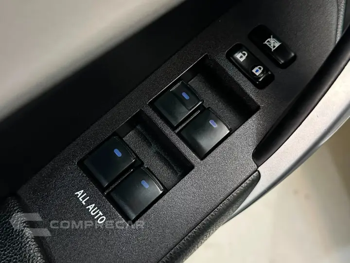Corolla XEi 2.0 Flex 16V Aut.