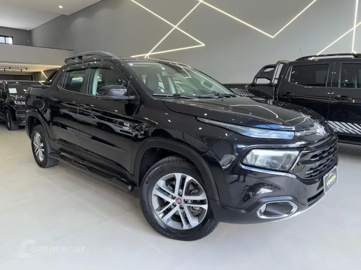 TORO 2.0 16V Turbo Freedom 4WD AT9