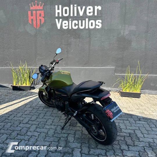 CB600F HORNET