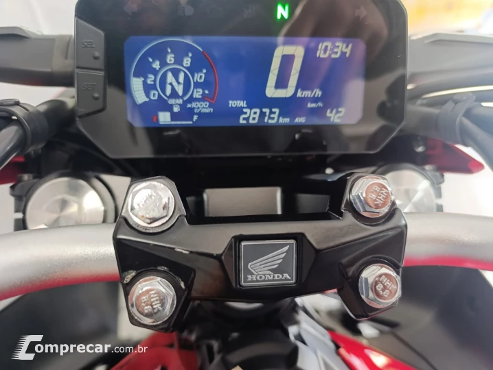 CB 300F