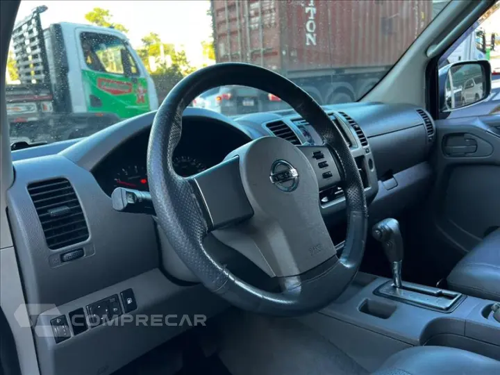 FRONTIER 2.5 LE 4X4 CD Turbo Eletronic