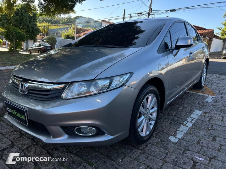 Civic Sedan LXS 1.8/1.8 Flex 16V Aut. 4p