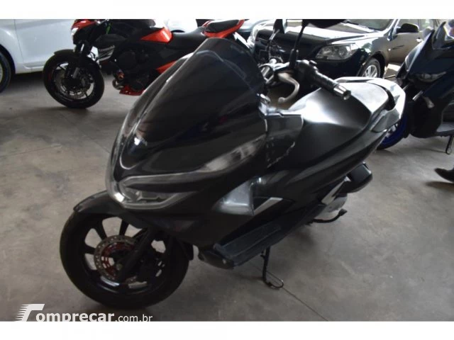 PCX 150 - Scooter