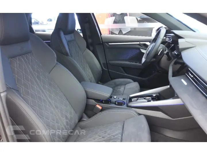 A3 2.0 40 TFSI GASOLINA SEDAN PERFORMANCE BLACK S-TRONIC