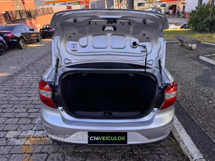 Ka 1.5 Sedan SE 12V Flex 4p Mec.
