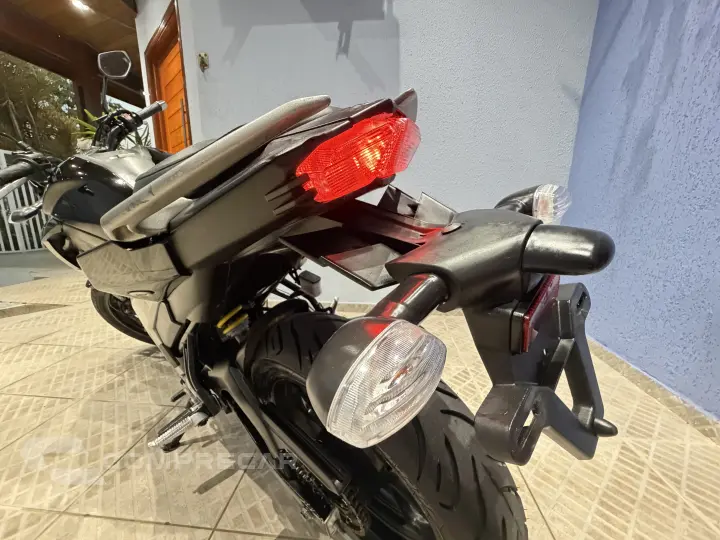 Fazer 250 FZ25