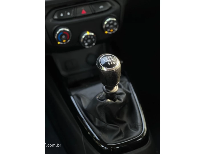 ONIX 1.4 MPFI LTZ 8V FLEX 4P MANUAL