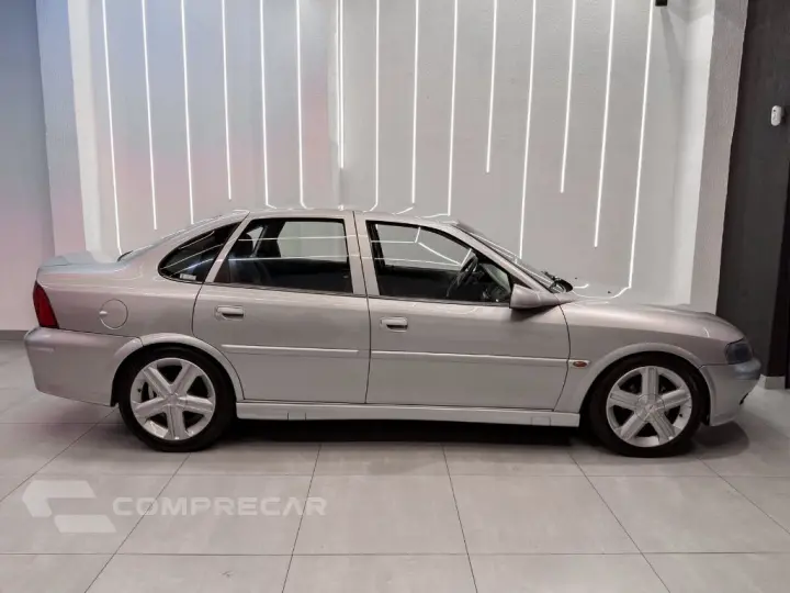 Vectra GLS/Expres.2.2/ 2.0 e 2.0 CD 8V