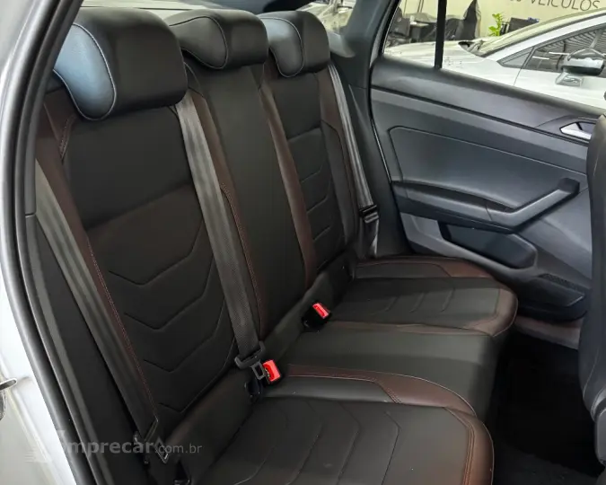 VIRTUS Highline 200 TSI 1.0 Flex 12V Aut