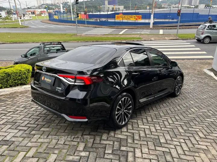 Corolla Altis Prem. 1.8 Aut. (Híbrido)