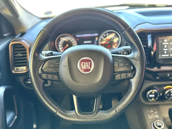 TORO 2.0 16V TURBO DIESEL VOLCANO 4WD AT9