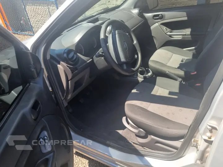 FIESTA 1.0 MPI Class Hatch 8V