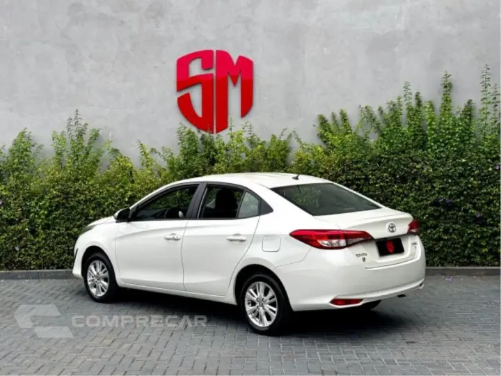 YARIS 1.5 16V FLEX SEDAN XL PLUS TECH MULTIDRIVE