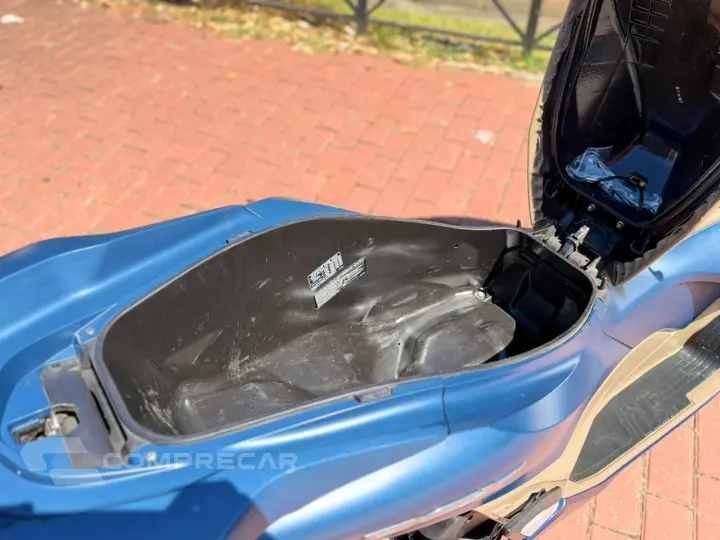 PCX 160 DLX ABS