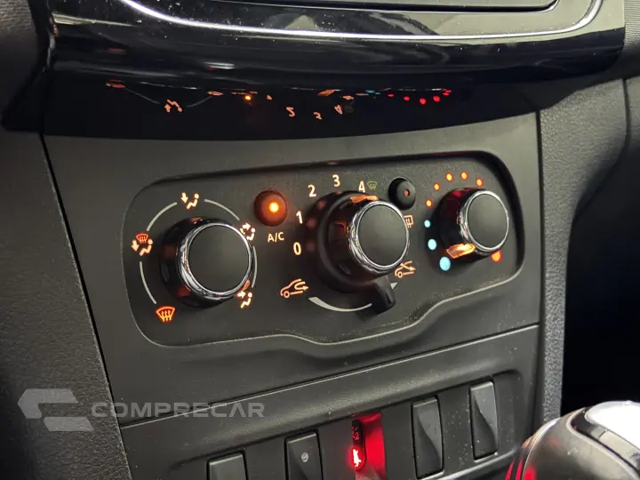LOGAN ZEN 1.6 16V SCE FLEX 4P- AUTOMÁTICO