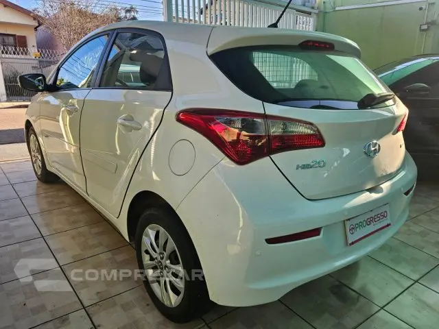 HB20 - 1.6 COMFORT PLUS 16V 4P AUTOMÁTICO