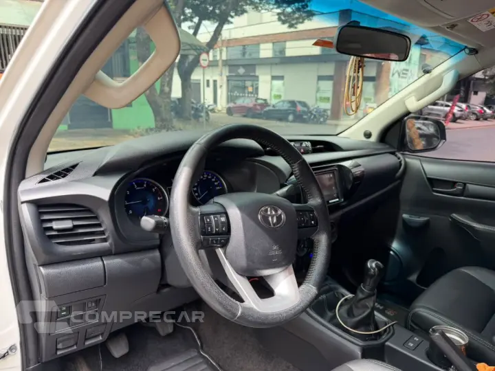 Hilux CD 4x4 2.8 Diesel Mec.