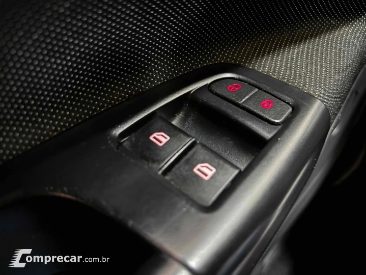 VOYAGE 1.0 12V MPI TOTALFLEX 4P MANUAL