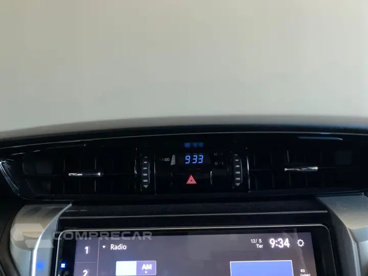 HILUX SW4 2.7 SRV 7 LUGARES 4X2 16V FLEX 4P AUTOMÁTICO