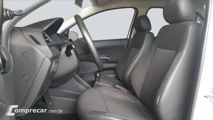 VOYAGE 1.0 12V MPI TOTALFLEX 4P MANUAL
