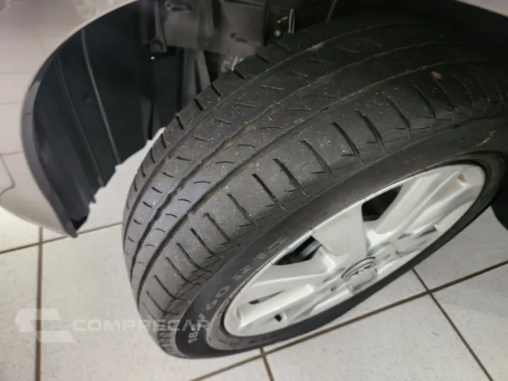 Etios Hatch 1.5 16V 4P FLEX X PLUS AUTOMÁTICO