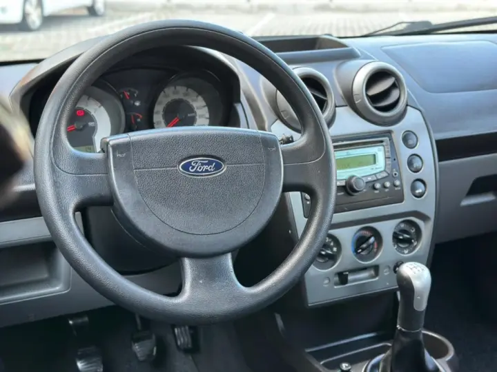 FIESTA 1.6 MPI CLASS SEDAN 8V FLEX 4P MANUAL